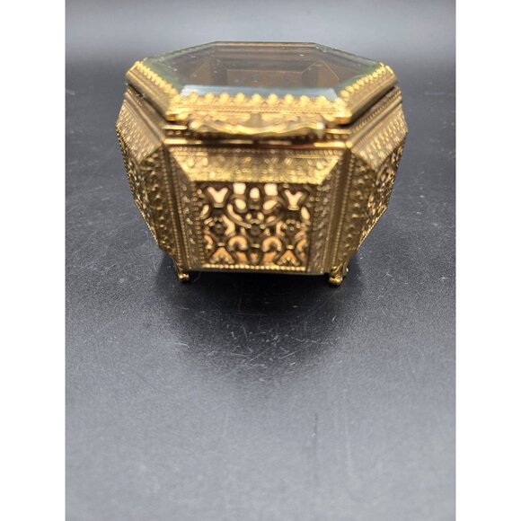 Vintage Ornate Brass & Glass Hexagon Jewelry Box with Filigree Detailing - Picture 4 of 10